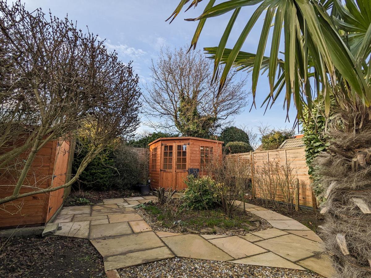 North Beach House - 3 Bedroom Fully Equipped Spacious House Perfect For Family Getaways In Bridlington Exterior foto